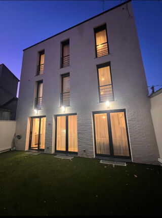  Maison � vendre 6 pi�ces 200 m�