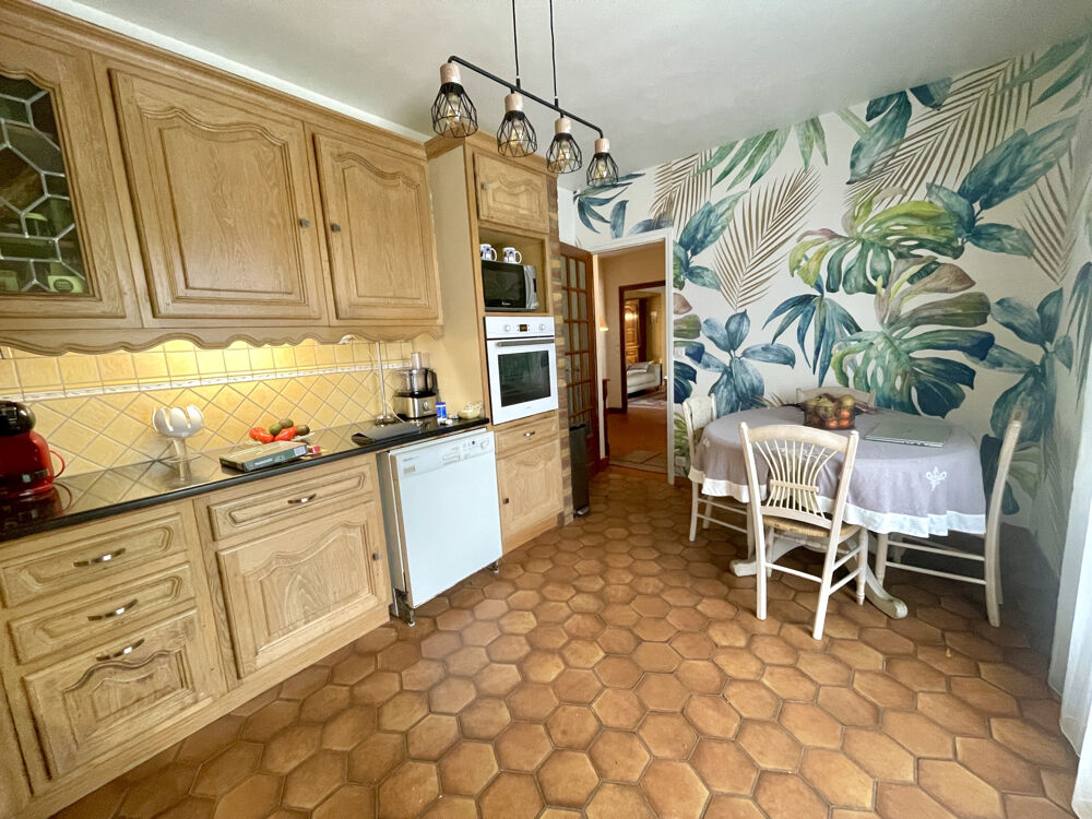 Maison 148 m2 sur sous-sol total, 5 chambres, 1830 m2 de terrain