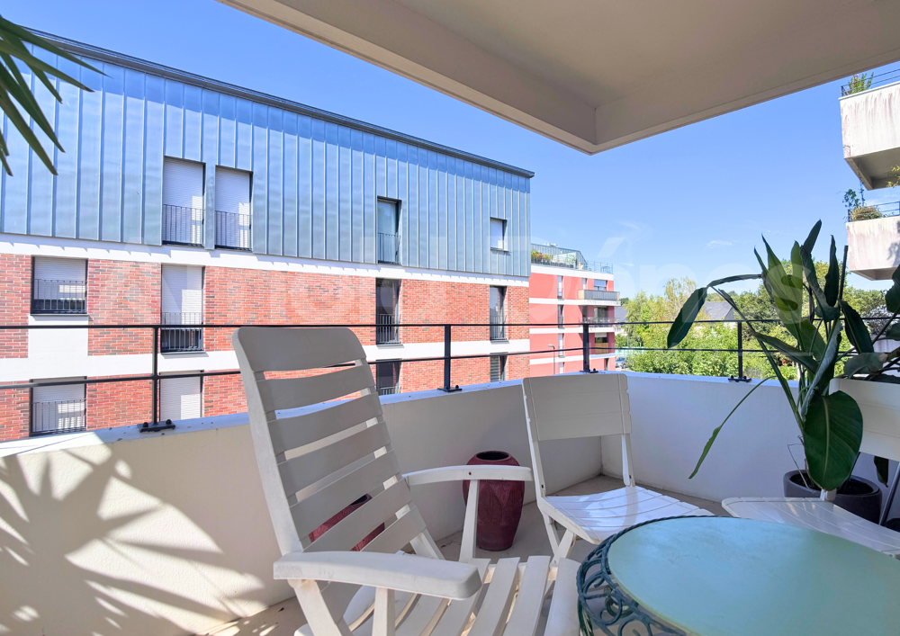 Appartement T5 à vendre à Chantepie 4 chambres, terrasse, garage fermé, parking et cave