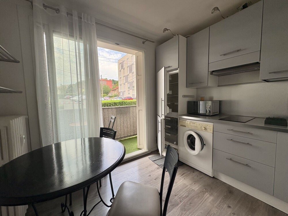 T1 bis meublé avec balcon - 410€ TOUTES CHARGES COMPRISES
