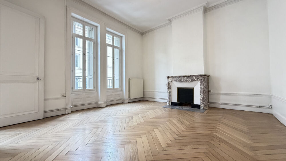 Apartment in Saint-Étienne - Vue 4