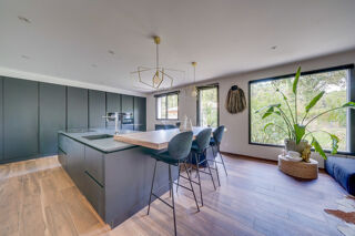  Maison � vendre 6 pi�ces 180 m�