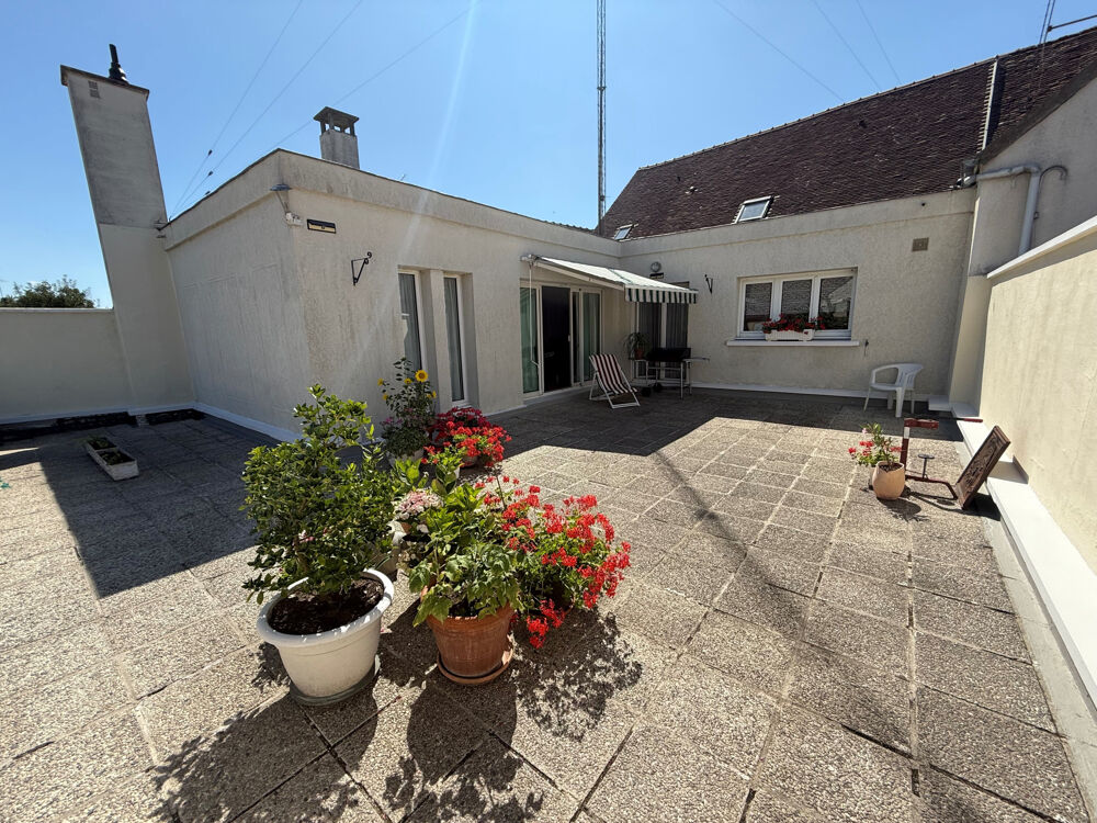 Vente Maison Maison 7 Pièces centre de crécy 173m2 Crecy la chapelle