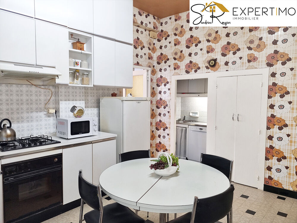 Vente Maison Maison Familiale 228 m2   4 à 6 Chambres   Grand Garage   St-Éloy-les-Mines St eloy les mines