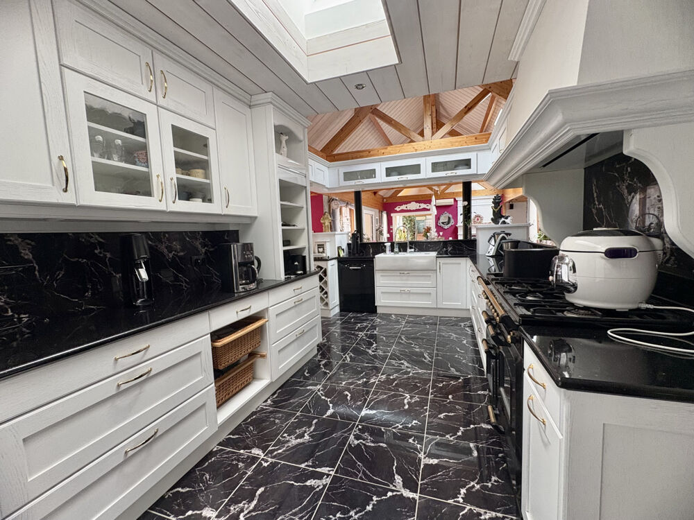 � vendre  Propri�t�/ch�teau Lanarvily (29260)