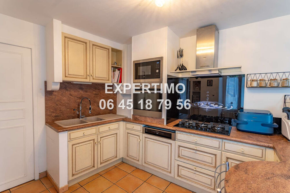 Vente Maison MAISON FAMILIALE 134 m2 - 5 CHAMBRES - GRANGE- DEPENDANCES La murette