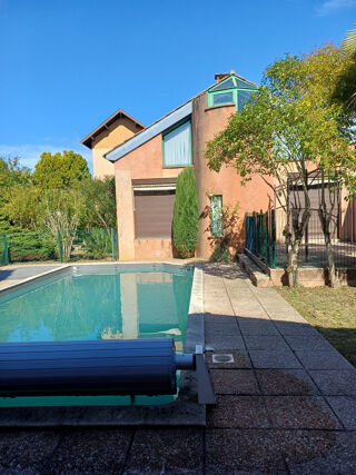  Proprit/chteau  vendre 6 pices 226 m