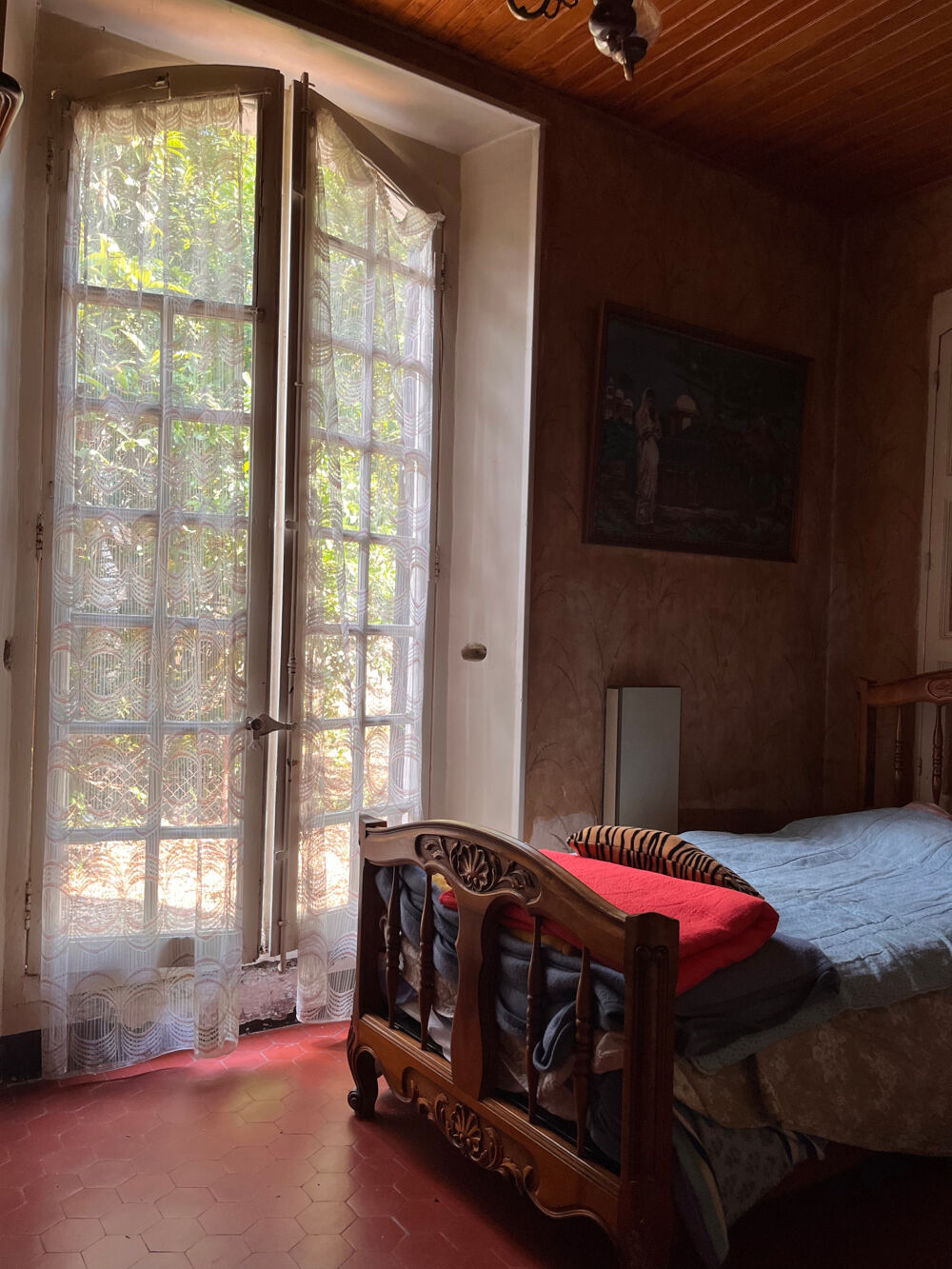 ALLAUCH - AUBAGNENS - TERRAIN CONSTRUCTIBLE 420 M2 + MAISON DE CARACTERE A RENOVER