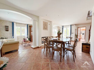  Maison  vendre 5 pices 212 m