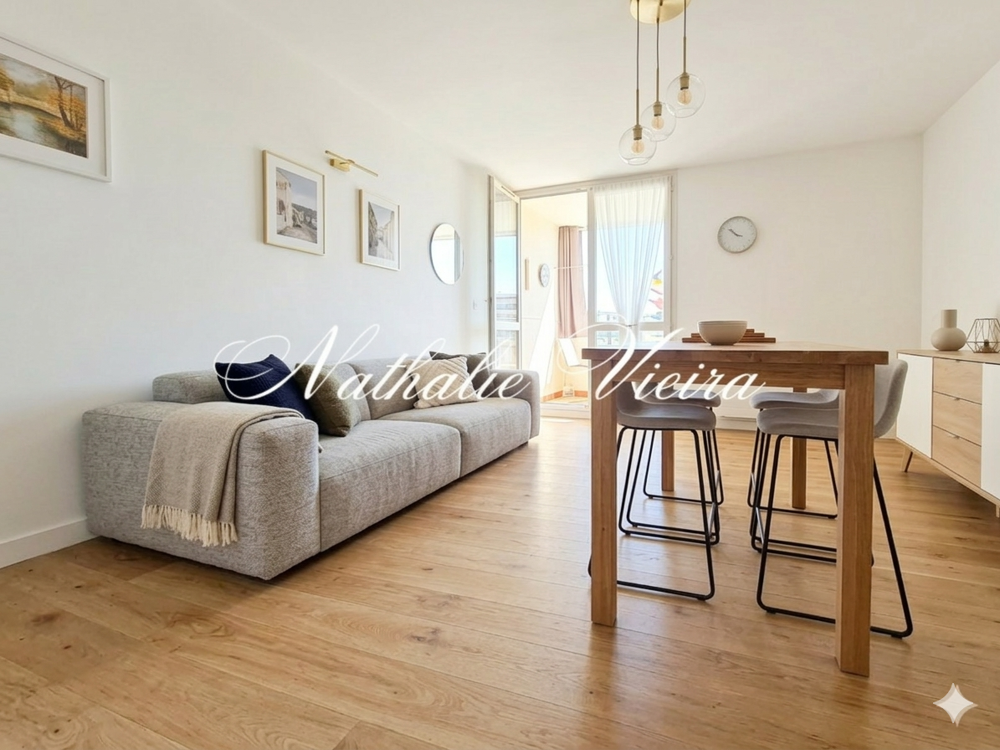 STUDIO AVEC LOGGIA A DEUX PAS DE LA PLAGE