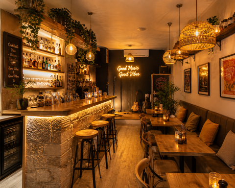 Exclusivit&eacute; - A VENDRE   Fonds de commerce Bar-Restaurant en hyper centre de Perpignan 79000 66000 Perpignan