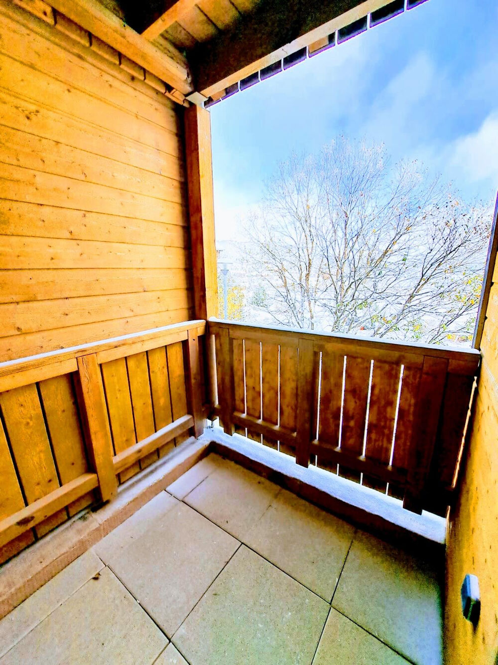 Vente Chalet Magnifique chalet 3 pièces de 52 m2   Environnement idyllique au cœur de la nature Les angles