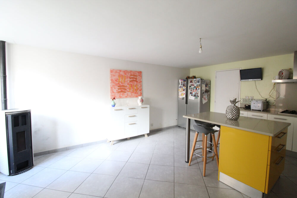 Vente Maison Maison de Type 6 135m2 dans le centre-ville St affrique