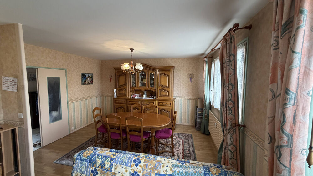 Vente Appartement Appartement à rénover de 67,60 m2 - 2 chambres - Fort potentiel d'investissement - Secteur Bellevue St etienne