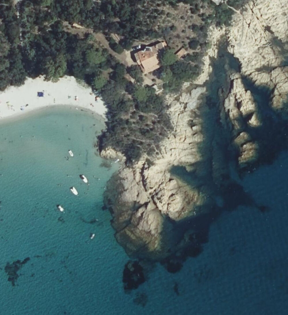 � vendre  Propri�t�/ch�teau Sari-Solenzara (20145)