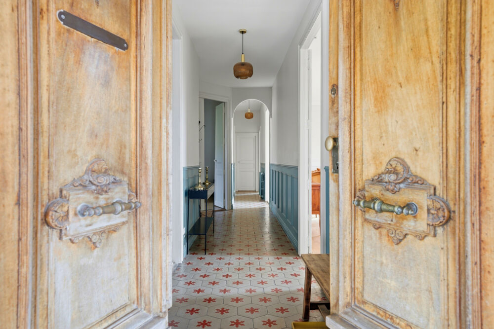 MAISON - VAILHAUQUES