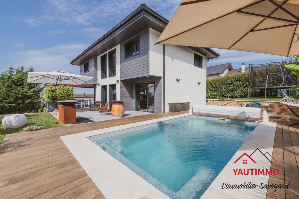 Maison avec piscine, studio et vue, à 10 min de la frontière suisse Cranves-Sales