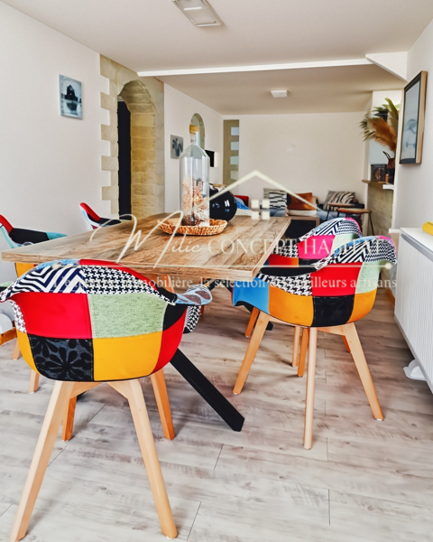   Maison 4 chambres sur 1 464 m2 de terrain Maison - 4 pi�ce(s) - 130 m�