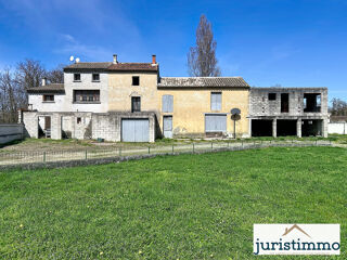  Propriété/château à vendre 8 pièces 247 m²