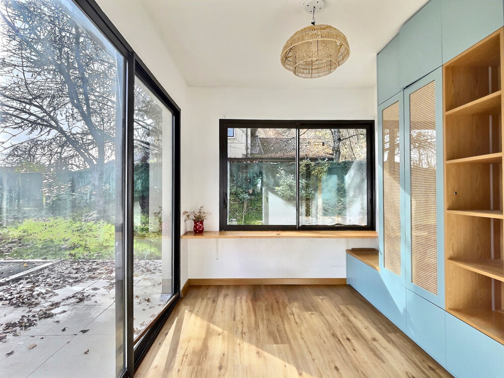  vendre  Maison Divonne-les-Bains (01220)