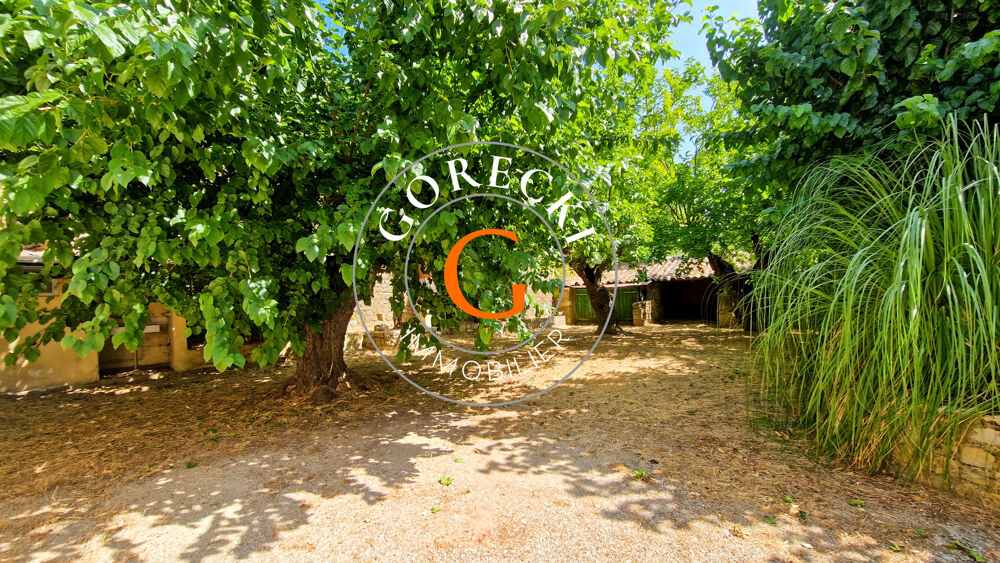 Vente Maison A vendre à 6 km d'Uzès, authentique maison de village avec dépendances et jardin Uzes
