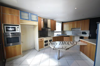  Appartement  vendre 5 pices 141 m