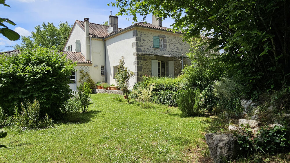 Maison 10 pièces 265 m² · à Casteljaloux · 265 m² · 346 000 €