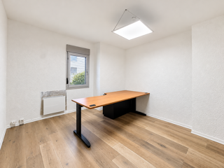   VILLEURBANNE   BUREAU DE 12 M2 Villeurbanne