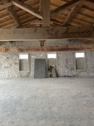  Appartement � vendre 1 pi�ce 85 m�