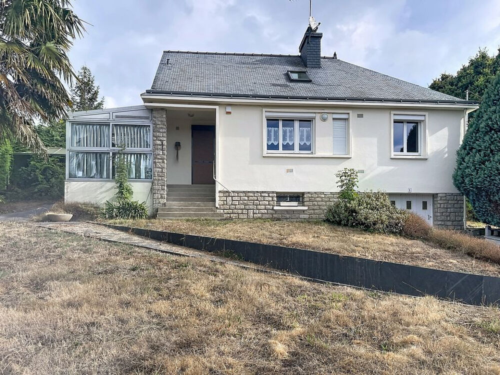 Maison familiale 6 pièces - 84m2 - terrain denviron 800m2 - Saint- Avé