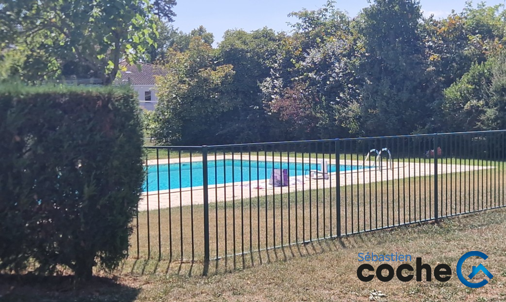 � vendre  Appartement Charbonni�res-les-Bains (69260)