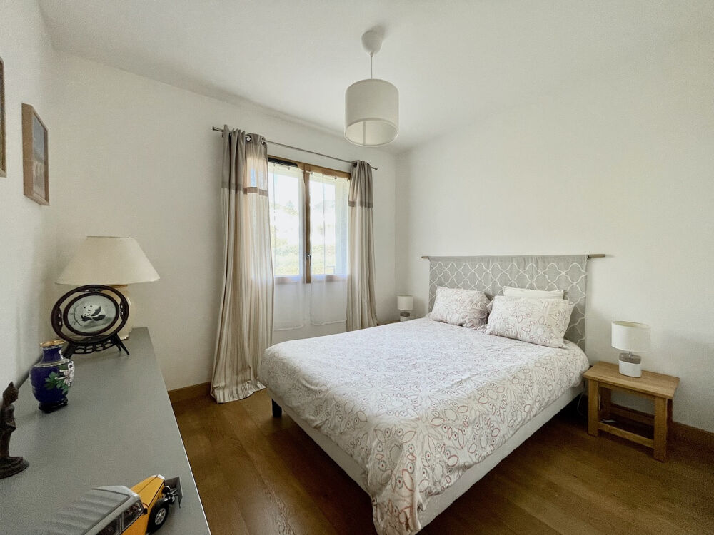 à vendre  Appartement Divonne-les-Bains (01220)