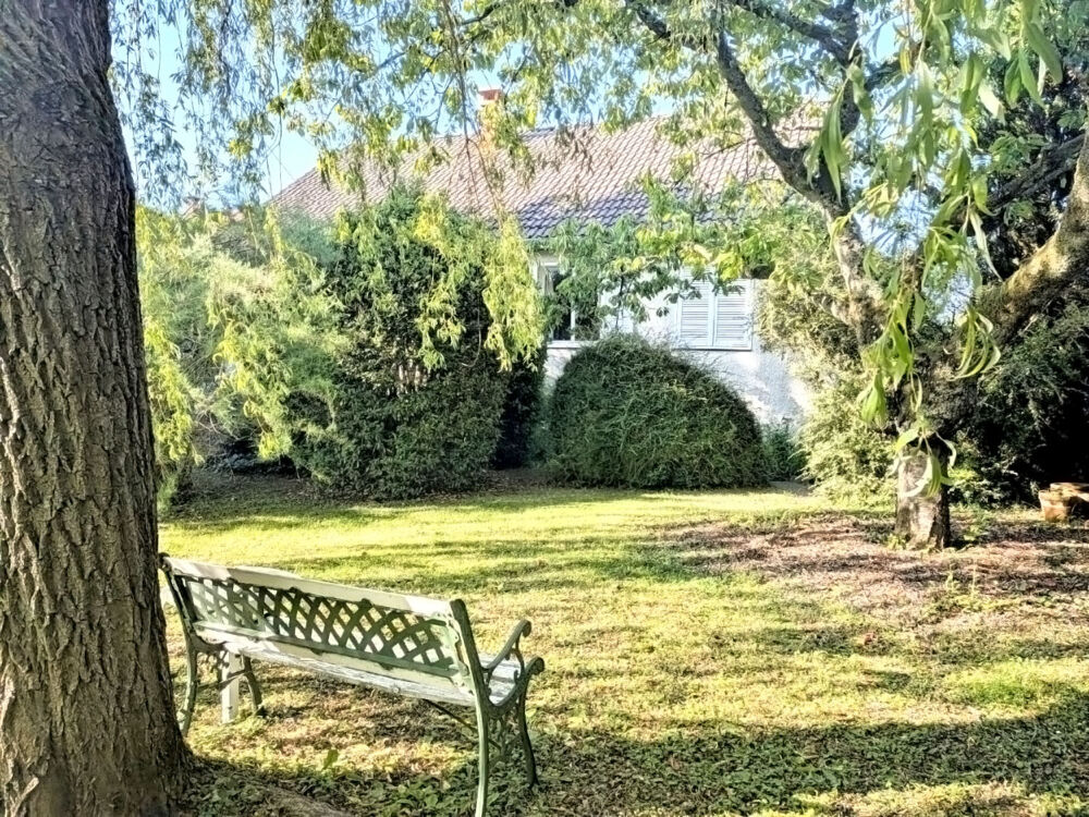 Vente Maison Maison 4P de plain-pied avec ss-sol total, sur 790m2 de terain arboré Magny les hameaux