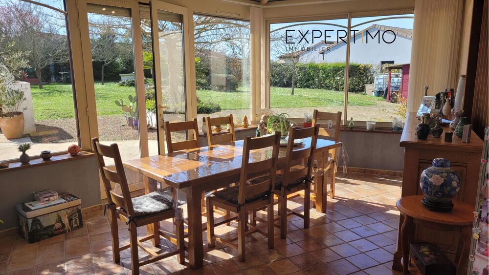 Vente Maison Belle demeure de 190 m2 habitables avec suite parentale au rez de chausse  2 minutes du FUTUROSCOPE. Chasseneuil du poitou