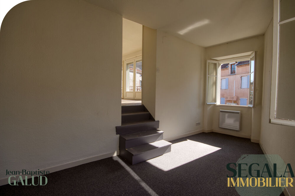 Location Appartement Hyper-centre. Terrasse. Trois chambres. Carmaux