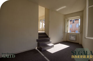  Appartement à louer 5 pièces 92 m²