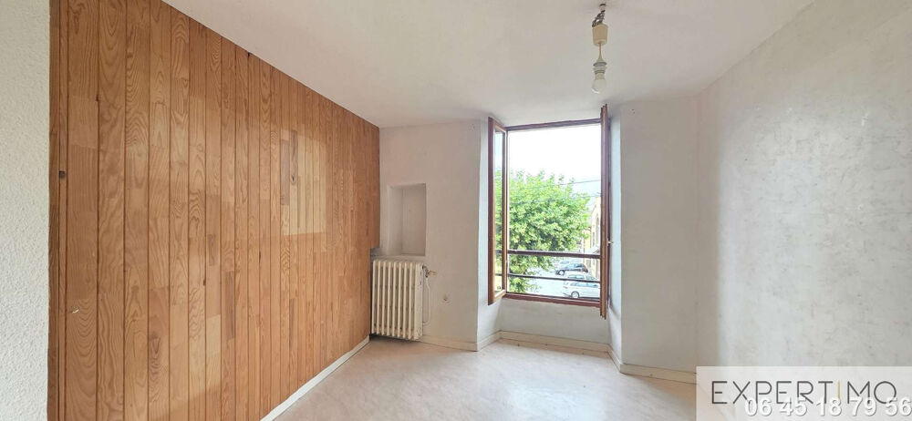 Vente Maison MAISON  AVEC DEUX APPARTEMENTS, JARDINS ET GARAGE Les echelles