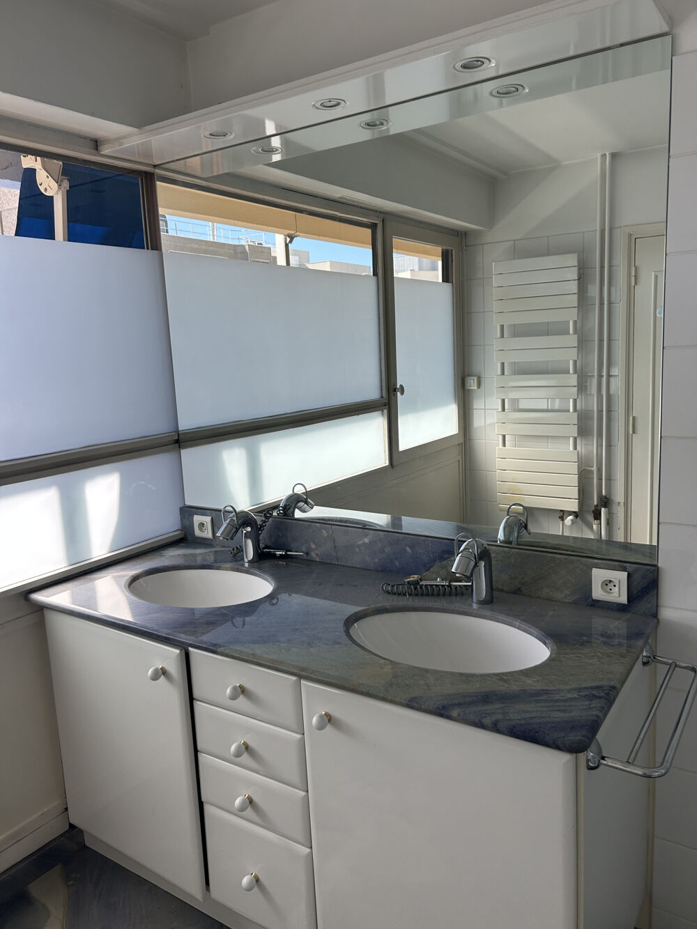 Vente Appartement Magnifique appartement traversant et lumineux . St etienne