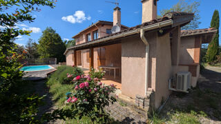Vente Maison 9 pièces 232 m²
