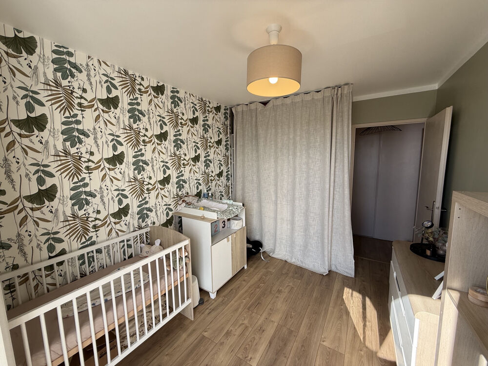 Très bel F3 de 64 m2 avec balcon
