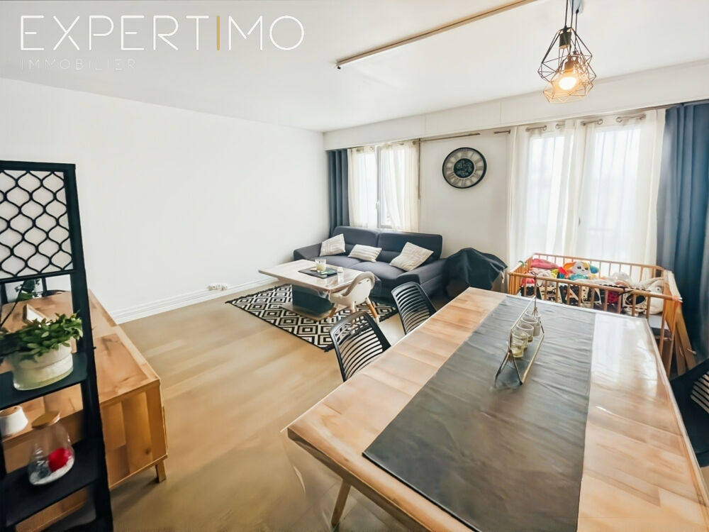 Appartement 4 pièces avec parking avec vue dégagée au coeur d'Etampes - proche Gare, écoles et RN20