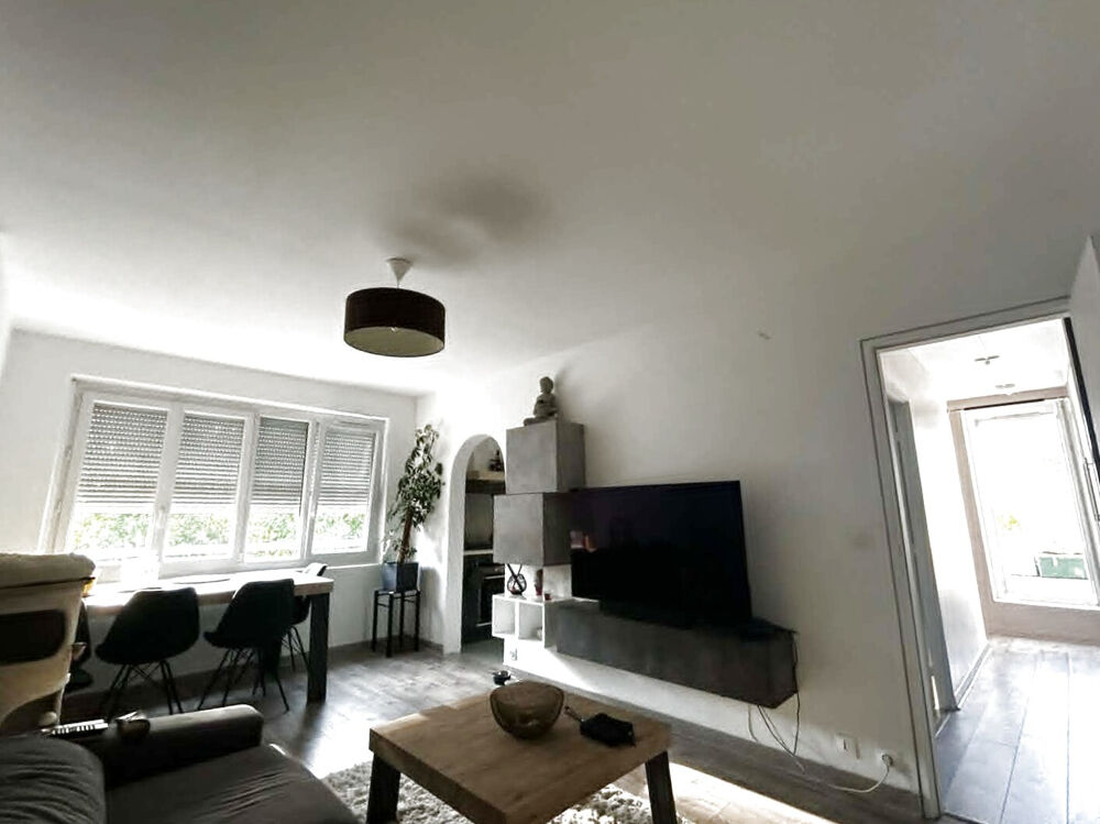 Vente Appartement Appartement 2 pièces de 54 m2 avec exceptionnelle terrasse de 30 m2   Trappes Trappes