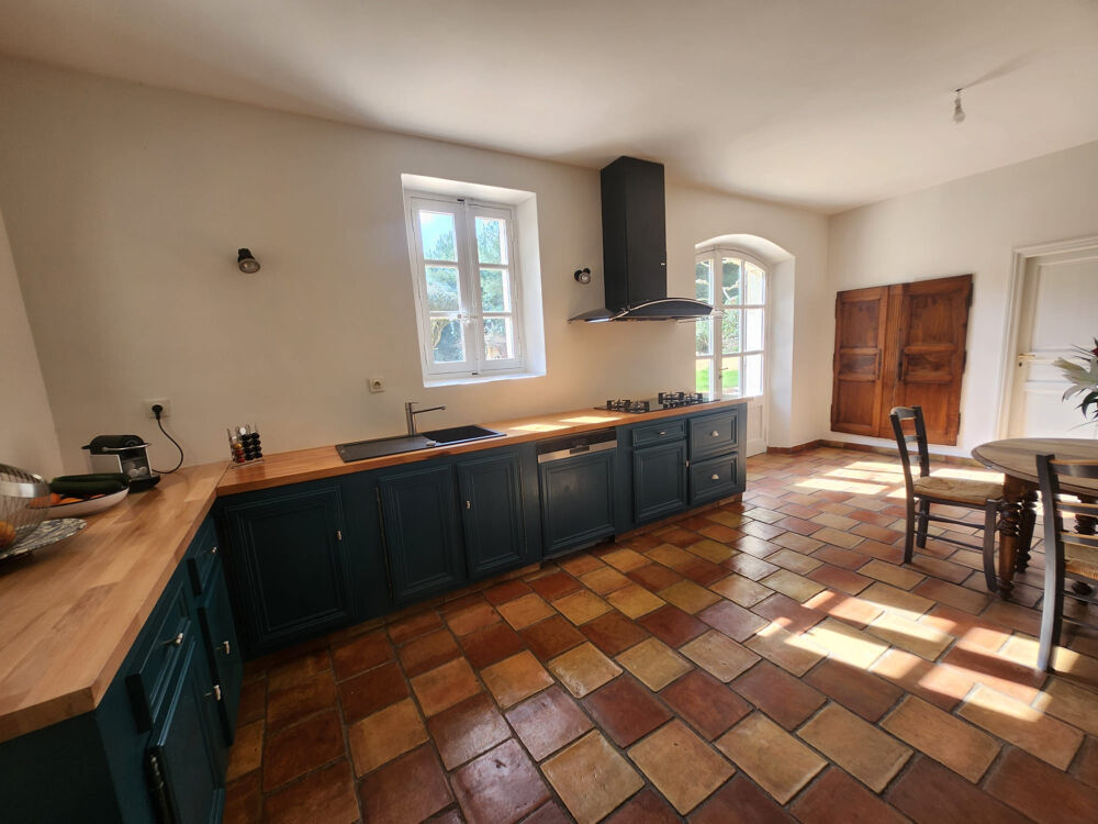 � vendre  Maison Aubagne (13400)