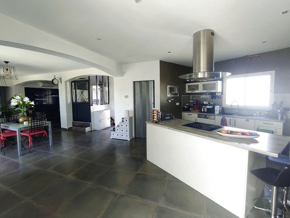 SAINT-PRIVAT-DES-VIEUX VILLA 148 M2 PISCINE TERRAIN 1 000 M2 PROCHE ALÈS