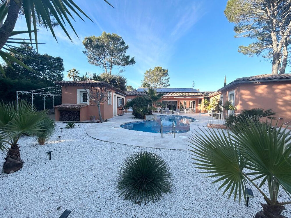 MAISON 6 PIECES 200 M2 ENV. PISCINE + ANNEXE AMENAGEE