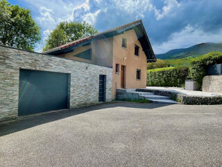  Maison  vendre 6 pices 141 m