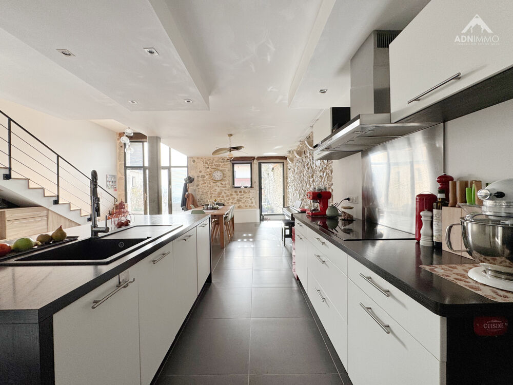 � vendre  Maison P�ron (01630)