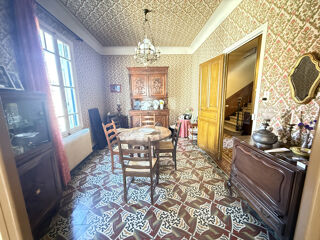  Maison  vendre 6 pices 185 m