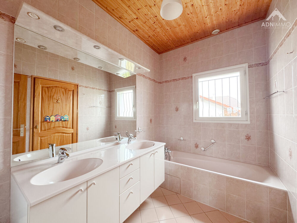 � vendre  Maison Thoiry (01710)