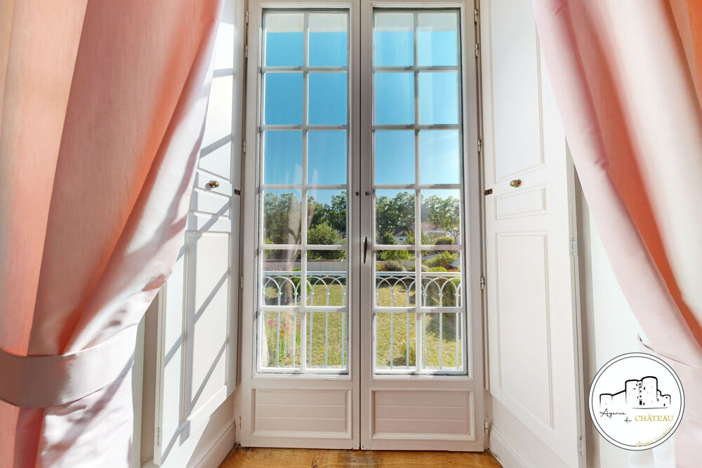 Vente Maison DEMEURE DE CARACTÈRE AUX PORTES DU CENTRE-VILLE - UN LIEU CHARGÉ D'HISTOIRE Angers